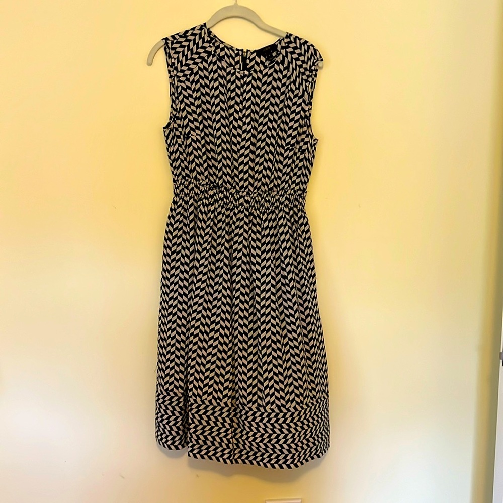 Black & white J. Crew dress size 4 perfect for fall and winter weddings!